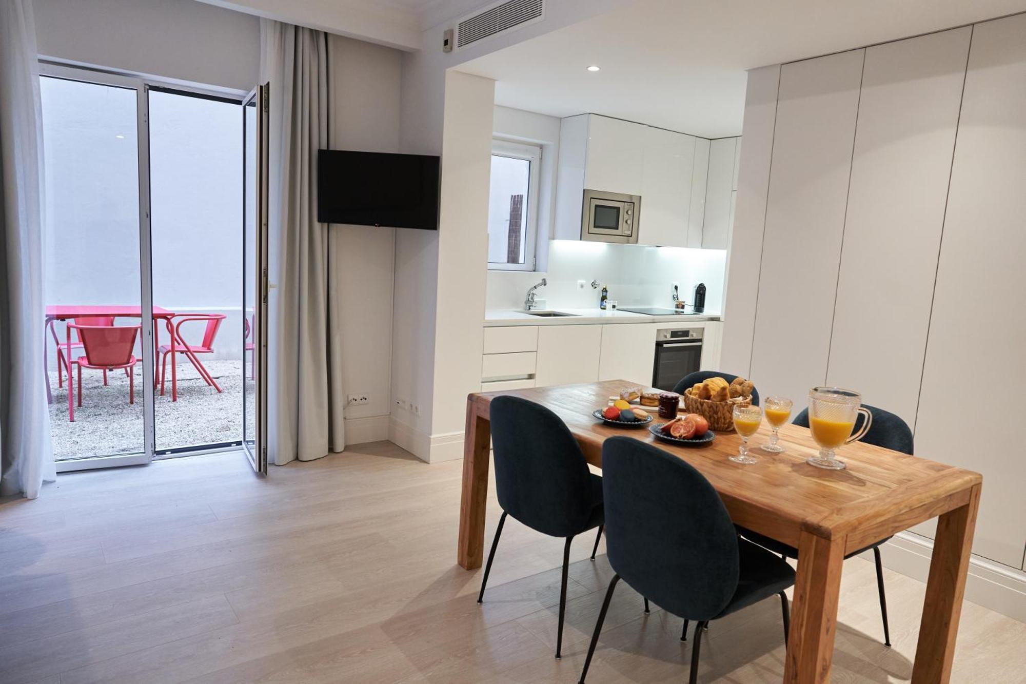 Les Deux Mariettes & Apartment Lisbon